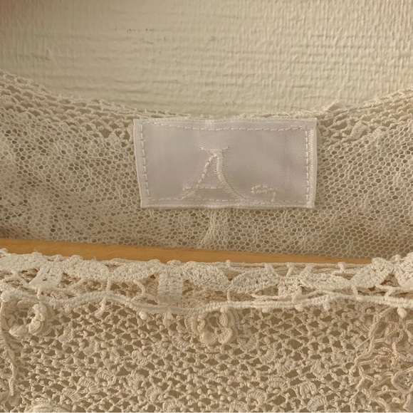 Vintage lace long sleeve blouse - Picture 3 of 6